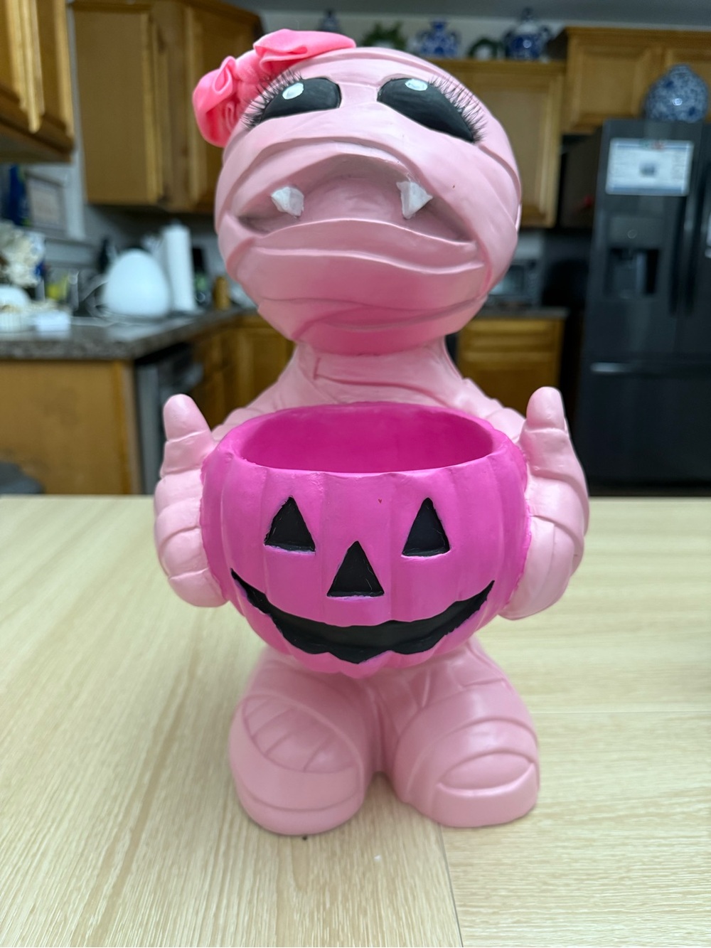 Pink Mummy decor